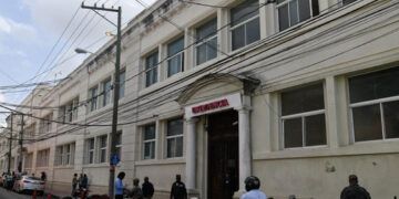 Hospital Padre Billini espera finalización de obra tras seis años de retraso