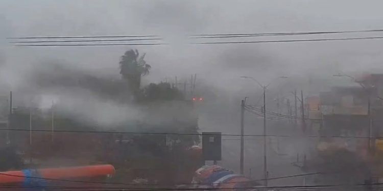 Huracán Beryl azota Jamaica y se dirige a la Península de Yucatán