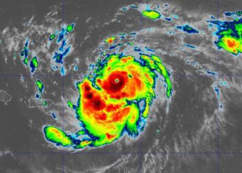 Huracán Erin provocará fuertes lluvias y alerta verde en RD