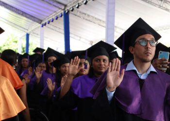 IA protagoniza graduación de 2,507 nuevos profesionales de la UASD