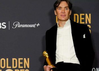 Imagen del actor Cillian Murphy quien protagonizó la pelicula en la Oppenheimer asumiendo el papel de J. Robert Oppenheimer.