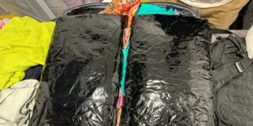 Incautan cocaína en aeropuerto y detienen a ciudadana española