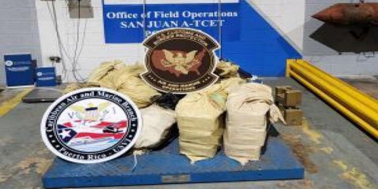 Incautan más de 1,672 kilos de cocaína en Vieques, Puerto Rico