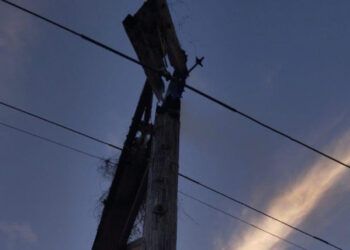 Incendio en redes deja más de 20 comunidades sin luz en Barahona