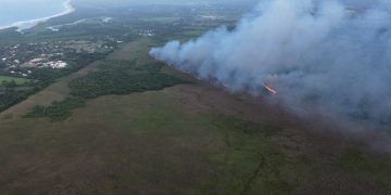 Incendios en lagunas Cabarete y Goleta en Puerto Plata