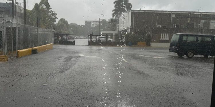 Indomet mantiene alerta por lluvias y tormentas eléctricas