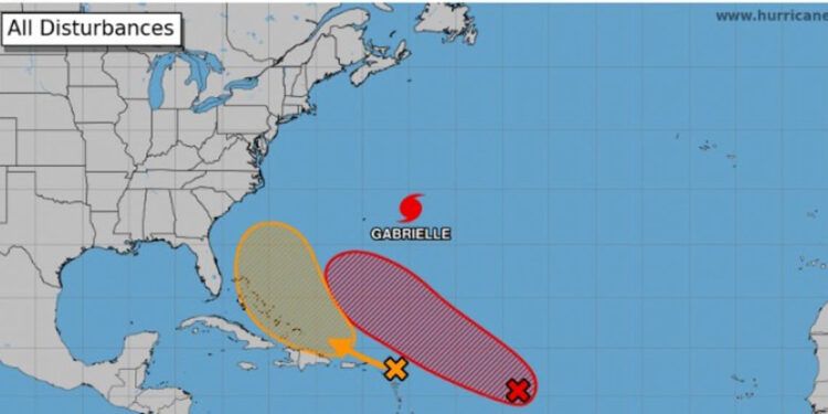 Indomet prevé aguaceros, tronadas y ráfagas de viento en RD este martes por una vaguada y una onda tropical en vigilancia ciclónica.