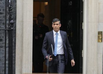 Inflación, sanidad e inmigración dominan elecciones en Reino Unido