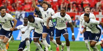 Inglaterra vence a suiza en penaltis y avanza a semifinales