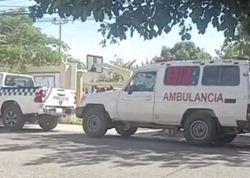 Ingresan 14 estudiantes intoxicados en escuela de Mao