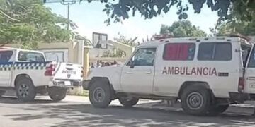 Ingresan 14 estudiantes intoxicados en escuela de Mao
