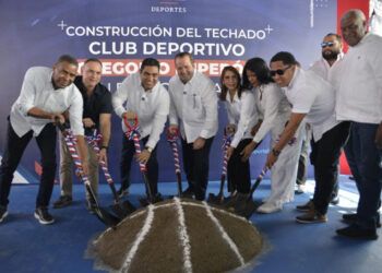 Inician construcción de techados en clubes deportivos de Puerto Plata
