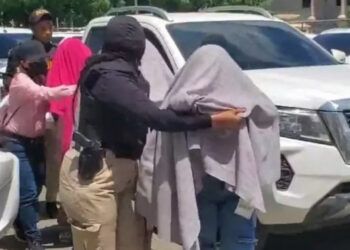 Inician repatriación de colombianas y venezolanas rescatadas en Santiago