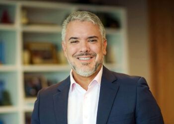 Iván Duque denunciado por presunta compra ilegal del software Pegasus