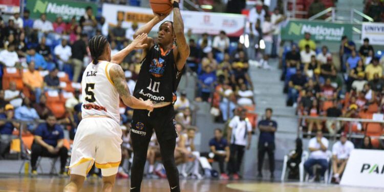 Jassel Pérez lidera a Titanes y los pone a un paso del bicampeonato