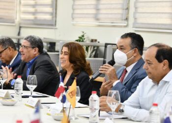 JCE respalda al Observatorio de Políticas Migratorias y nombra enlace oficial
