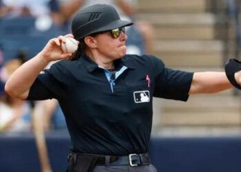 Jen Pawol será la primera mujer árbitro en la MLB