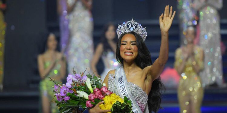 Jennifer Ventura será coronada reina del Carnaval de Barahona
