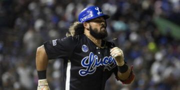 Jorge alfaro regresa al licey y oneil cruz entrenará el martes