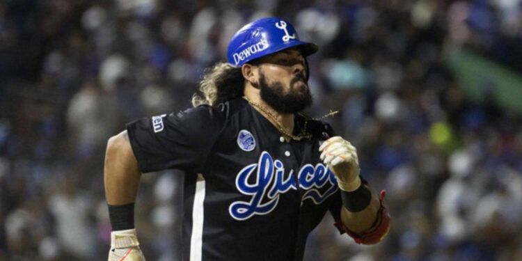 Jorge alfaro regresa al licey y oneil cruz entrenará el martes