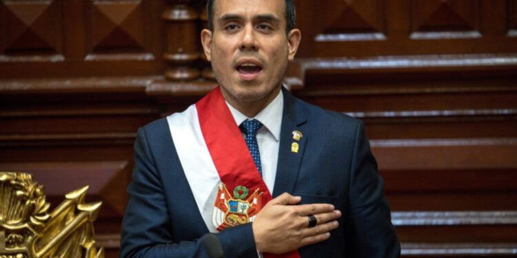 José Jerí asume la presidencia interina de Perú tras destitución de Boluarte