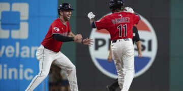 José Ramírez decide en la 10.ª y Cleveland vence a Toronto