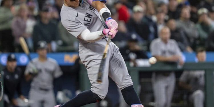 Judge conecta HR 15 y guía triunfo de Yankees sobre Marineros