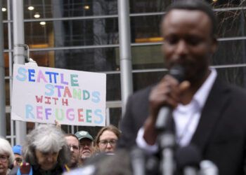 Juez anula orden que obligaba a Trump a admitir a 12,000 refugiados