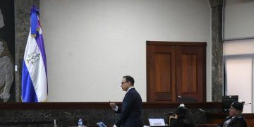 Juez decide hoy si Jean Alain enfrentará juicio por corrupción