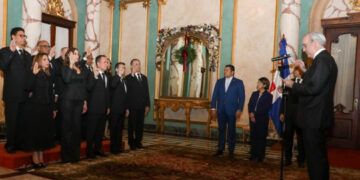 Juramentan nuevos jueces del Tribunal Superior Electoral