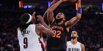 Karl-Anthony Towns domina los rebotes y lidera victoria de los Knicks