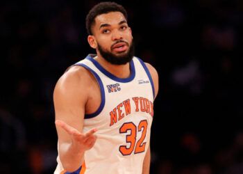 Karl-Anthony Towns domina y lidera jornada NBA