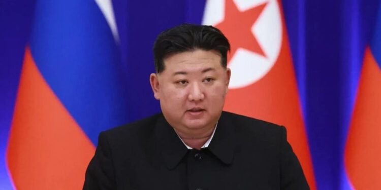 Kim Jong-un promete apoyo total a Rusia en reunión con Putin