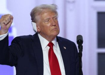 La herida de Trump: bala rozó su oreja y dejó 2 cm de lesión