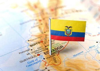 Hallan tres reclusos muertos y una granada en cárcel de Ecuador