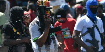 La Unión Europea sanciona a líderes de bandas en Haití por ola de violencia