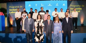 Lanzan programa para incluir a personas con discapacidad en el sector hotelero y gastronómico