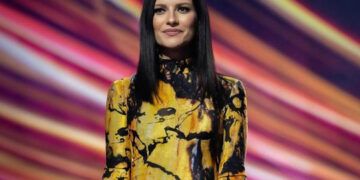 Laura Pausini versiona “Turista” de Bad Bunny