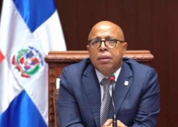 Legisladores defienden repatriaciones de haitianos ilegales