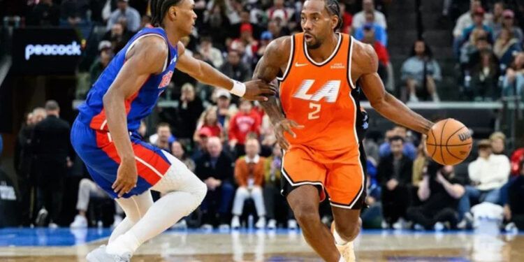 Leonard anota 55 puntos y lidera triunfo de Clippers