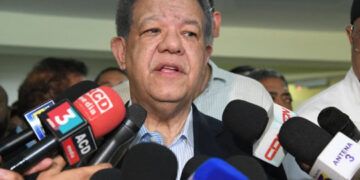 Leonel Fernández asegura que nueva directiva de la FP garantiza el triunfo en 2028