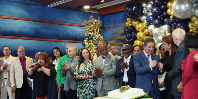Leonel Fernández celebra sus 71 años: "Estoy en la adolescencia de la vejez"