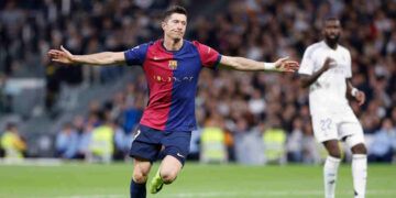 Lewandowski cierra temporada con 42 goles y 101 con el Barça