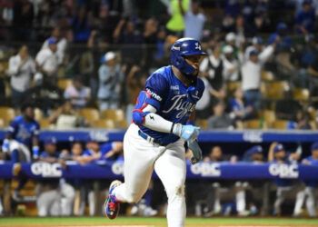 Licey alcanza victoria 500 ante las Águilas con ofensiva liderada por Rojas Jr., Hensley y Núñez