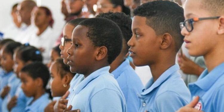 Gobierno inaugura dos escuelas en Puerto Plata para más de mil estudiantes