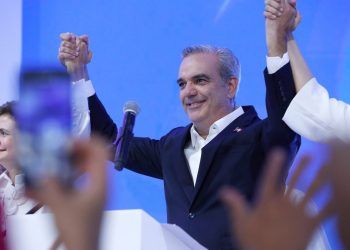 Luis Abinader asegura reelección en República Dominicana