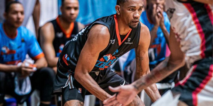 Luis David Montero gana Jugador de la Semana en la LNB por liderar tres victorias
