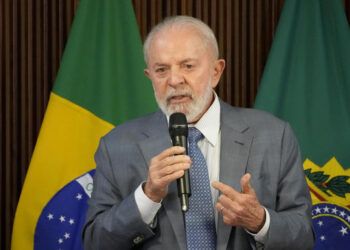 Lula pide promover "el diálogo y el entendimiento" en Venezuela