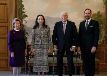 Machado es recibida por los reyes de Noruega