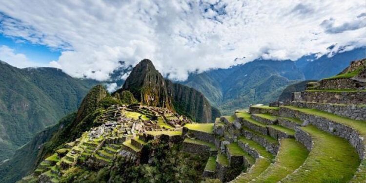 Machu Picchu tendrá nueva vía de acceso en 2025